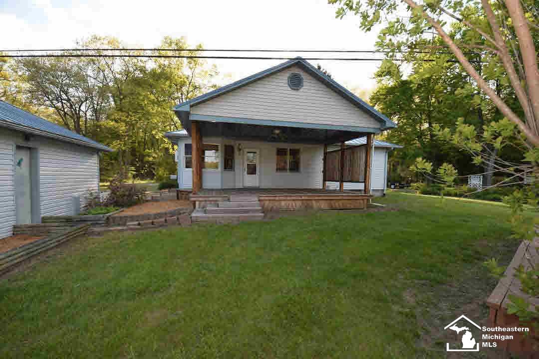 2189 Wells Road Dundee, MI 48131 - Photo 24 of 40 21150358-23.JPG