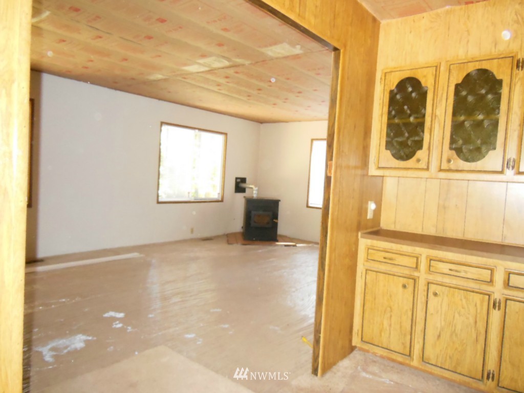 5580 Southeast Nelson Road Olalla, WA 98359 - Photo 8 of 18 Gallery Image 8