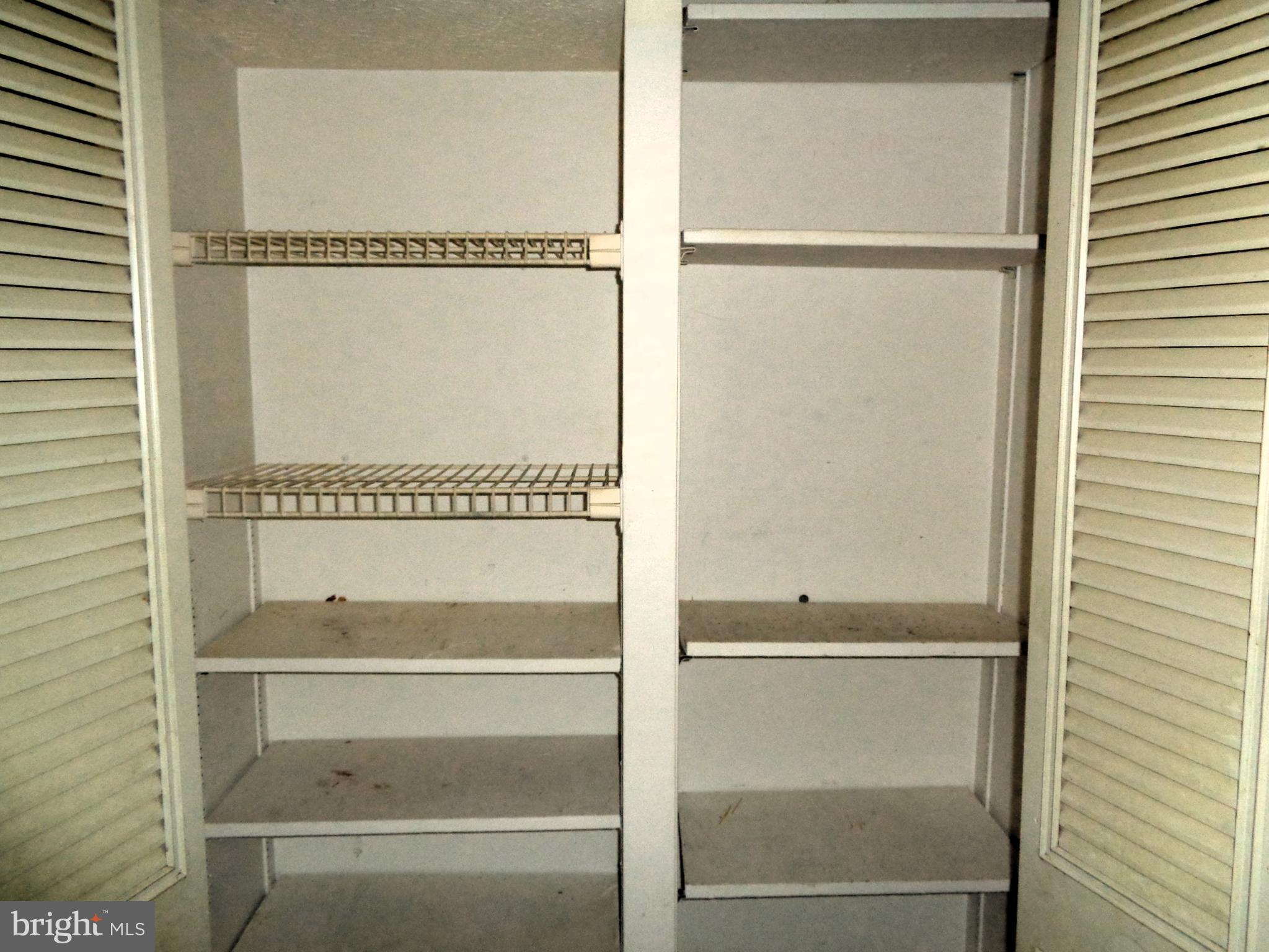 131 Stonegate Drive Frederick, MD 21702 - Photo 11 of 19 Kitchen - Pantry