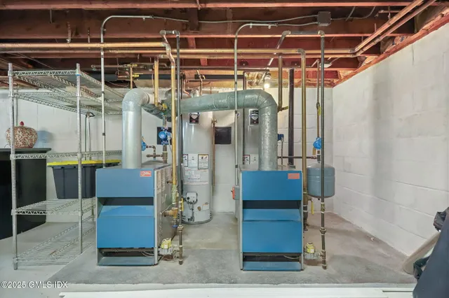 $1,165,000 | 8 Reynolds Place, Greenwich, CT 06831