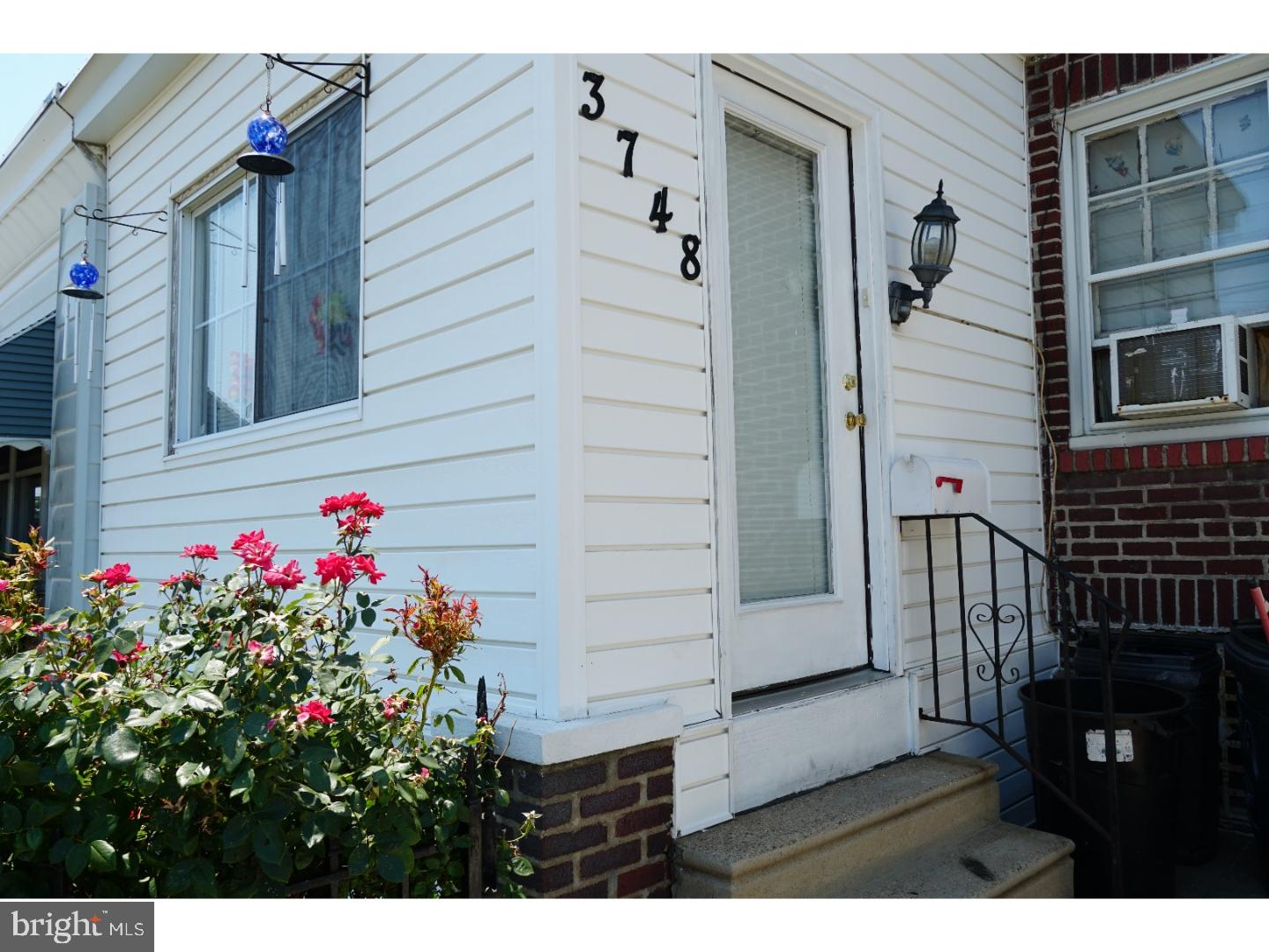3748 L L Philadelphia, PA 19124 - Photo 2 of 13 Exterior Front