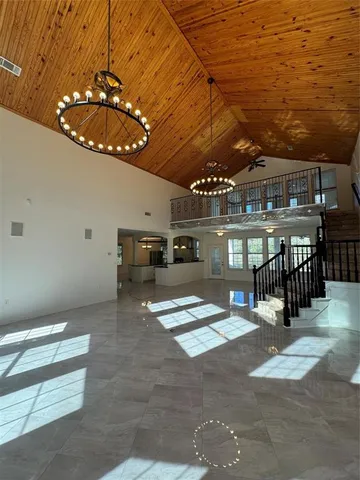 a view of lobby with livingroom