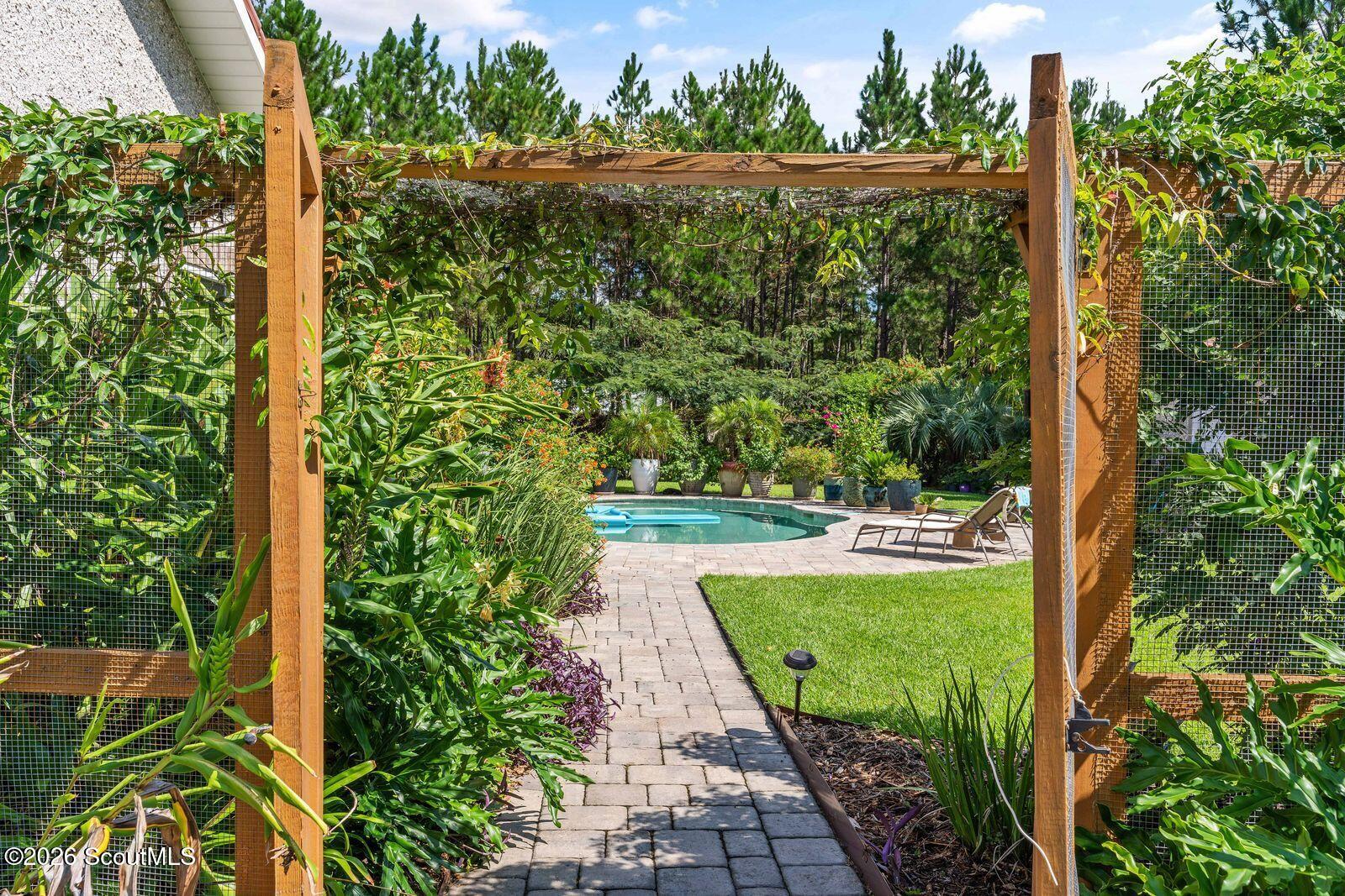 1201 Greenswamp Road Brunswick, GA 31525 - Photo 15 of 66 hummingbrds & butterflies call this home