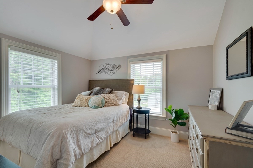 385 Howe Street Methuen, MA 01844 - Photo 28 of 40 Gallery Image 28