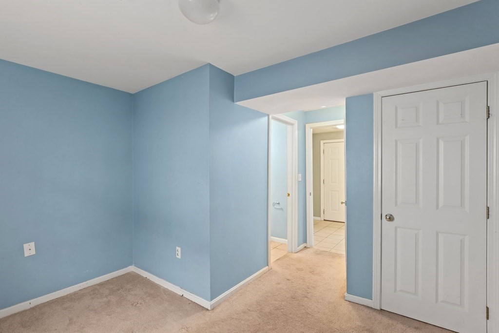 1005 Trapelo Road, Unit 7 Waltham, MA 02452 - Photo 24 of 26