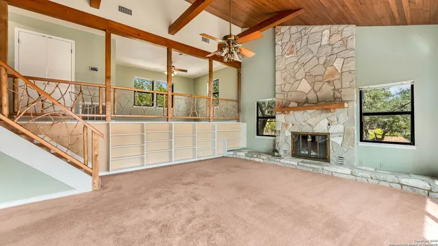 $687,000 | 642 Lakebreeze Drive, Canyon Lake, TX 78133