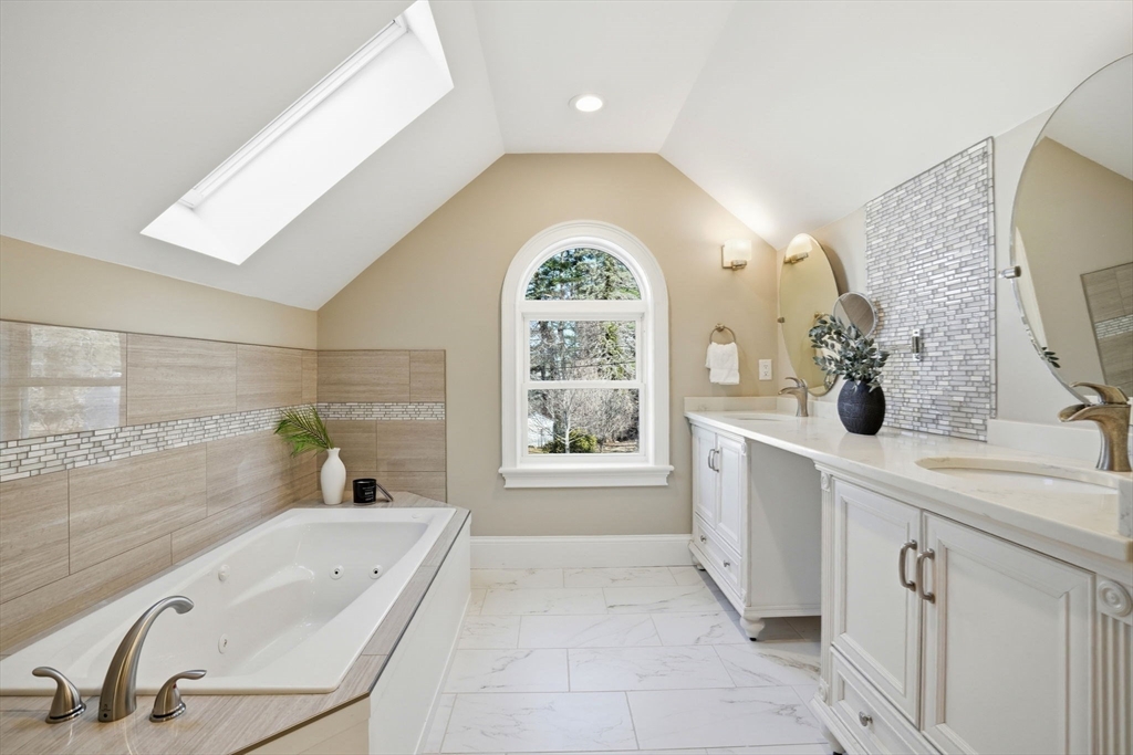 9 Holton Road Lexington, MA 02421 - Photo 18 of 35 Gallery Image 18