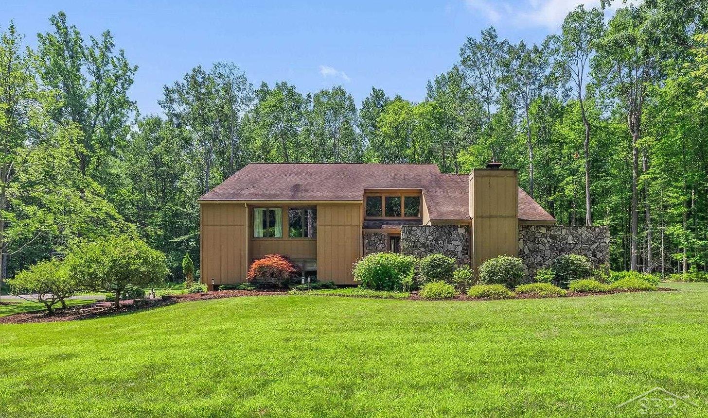 4372 East Monroe Road Midland, MI 48642 - Photo 2 of 65 Gallery Image 2