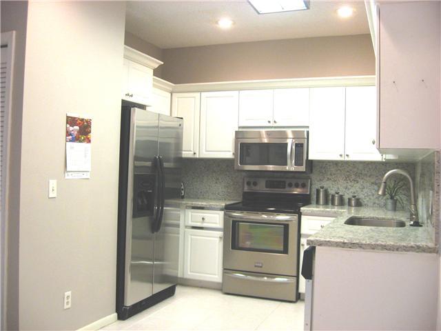 10518 Lake Vista Circle Boca Raton, FL 33498 - Photo 5 of 25 Additional Photo