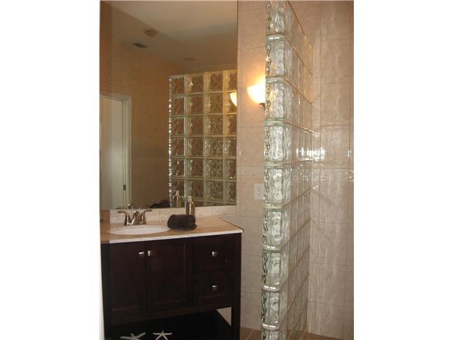 10518 Lake Vista Circle Boca Raton, FL 33498 - Photo 10 of 25 Additional Photo