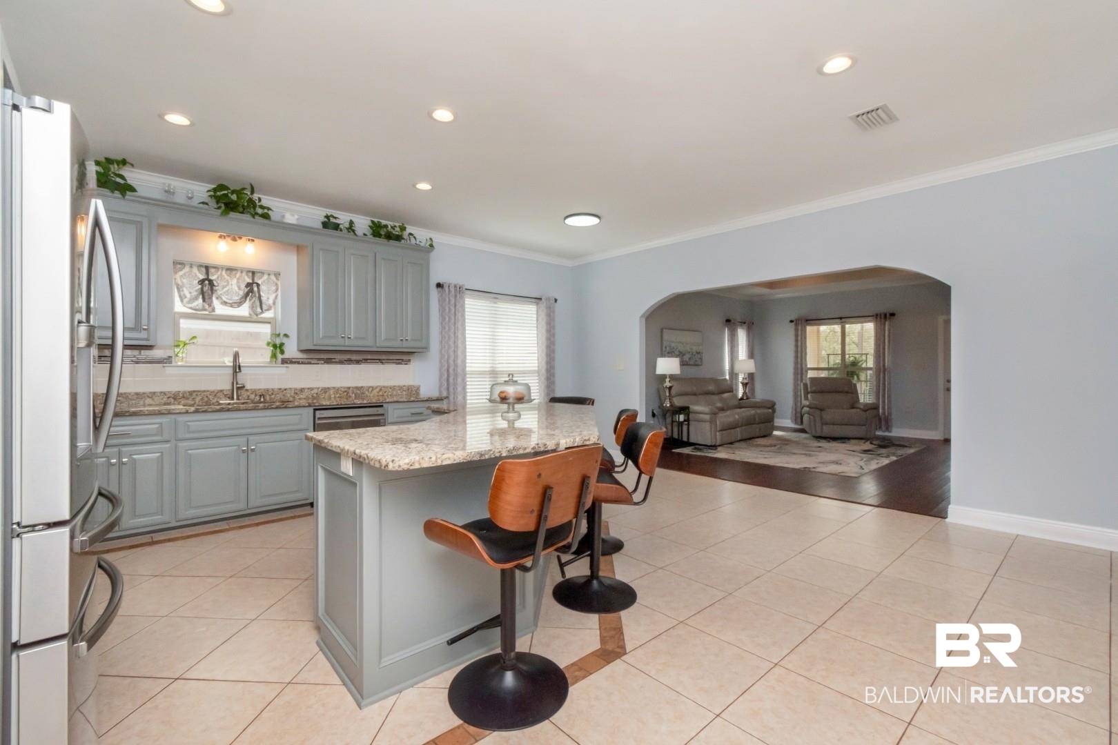6352 McDonald Road Theodore, AL 36582 - Photo 4 of 35