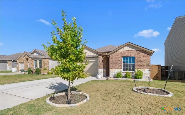 $298,000 | 108 The Ugly Way, Jarrell, TX 76537