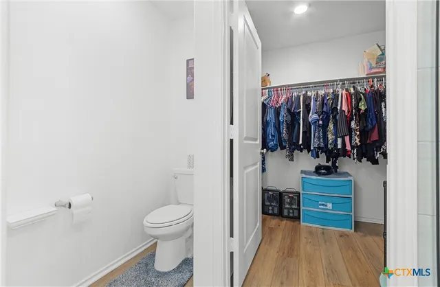 $298,000 | 108 The Ugly Way, Jarrell, TX 76537