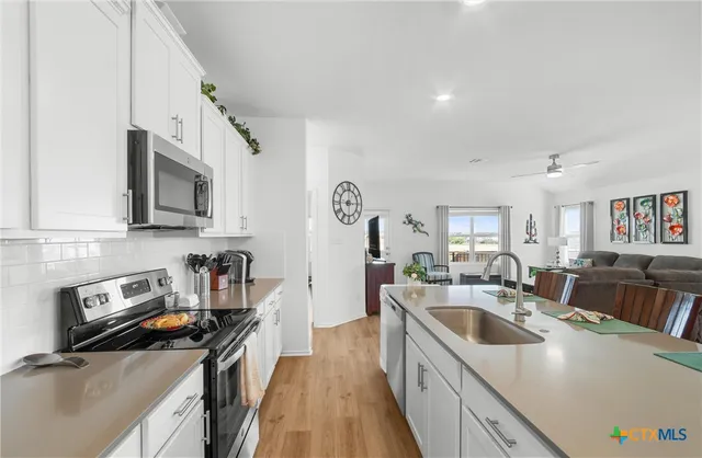 $298,000 | 108 The Ugly Way, Jarrell, TX 76537