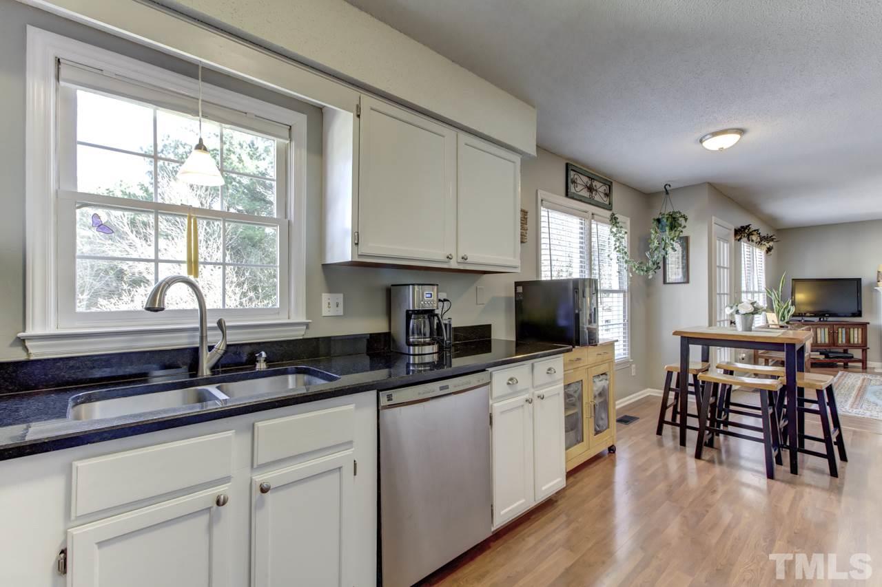 2101 Cedarbluff Court Raleigh, NC 27615 - Photo 8 of 25