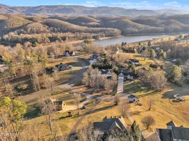 $629,000 | 25021 Grey Heron Court, Abingdon, VA 24211