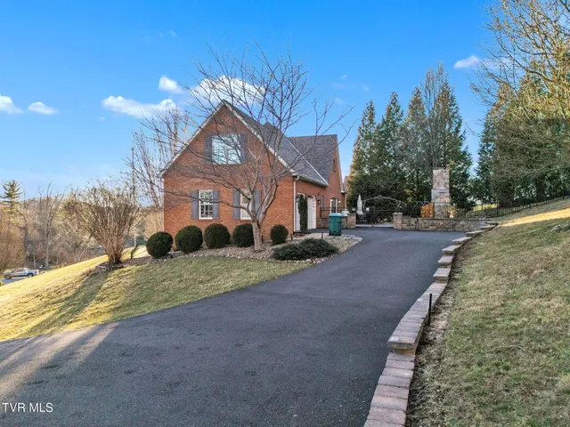 $629,000 | 25021 Grey Heron Court, Abingdon, VA 24211