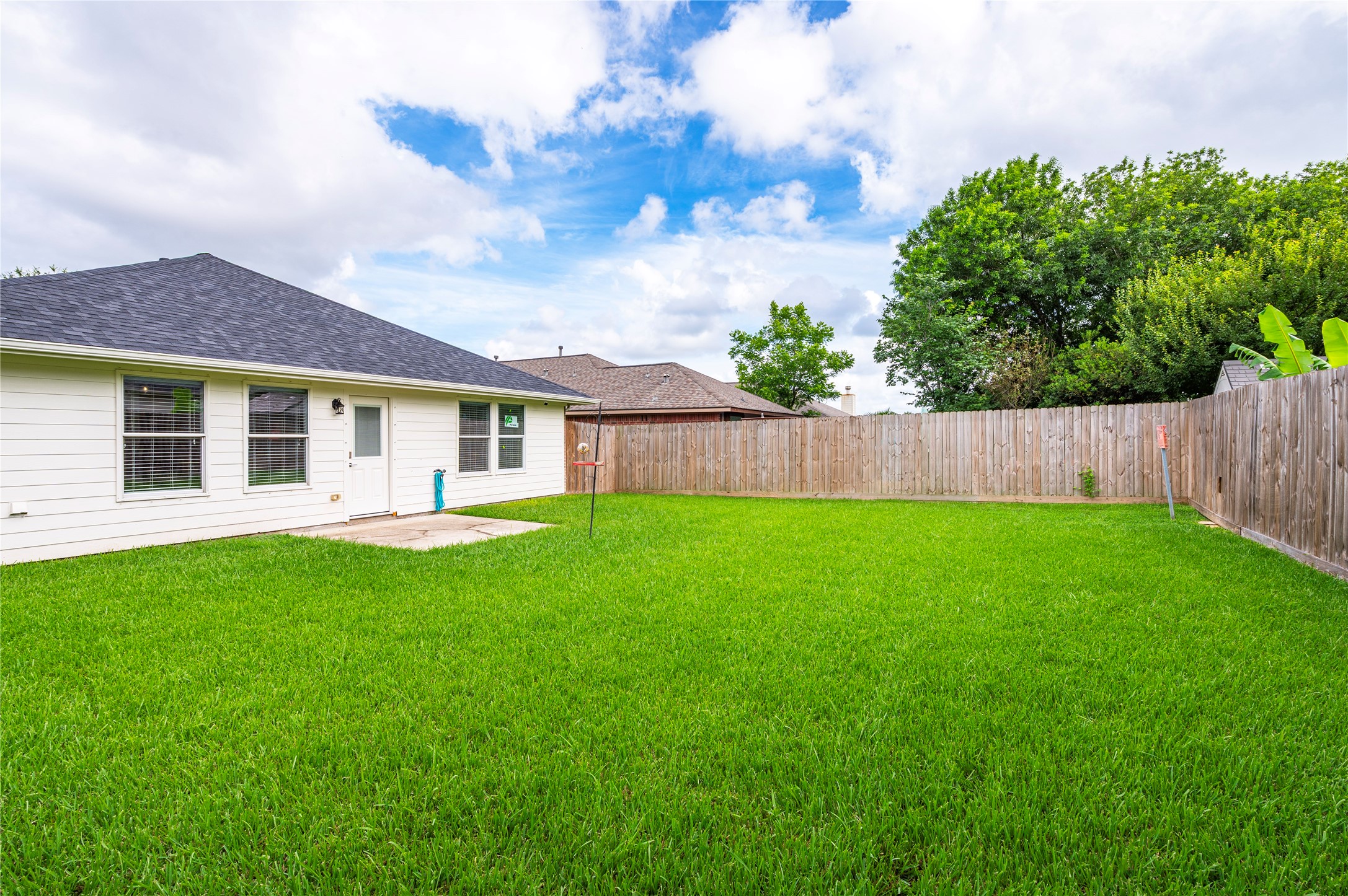 129 Rustic Colony Lane Dickinson, TX 77539 - Photo 27 of 33