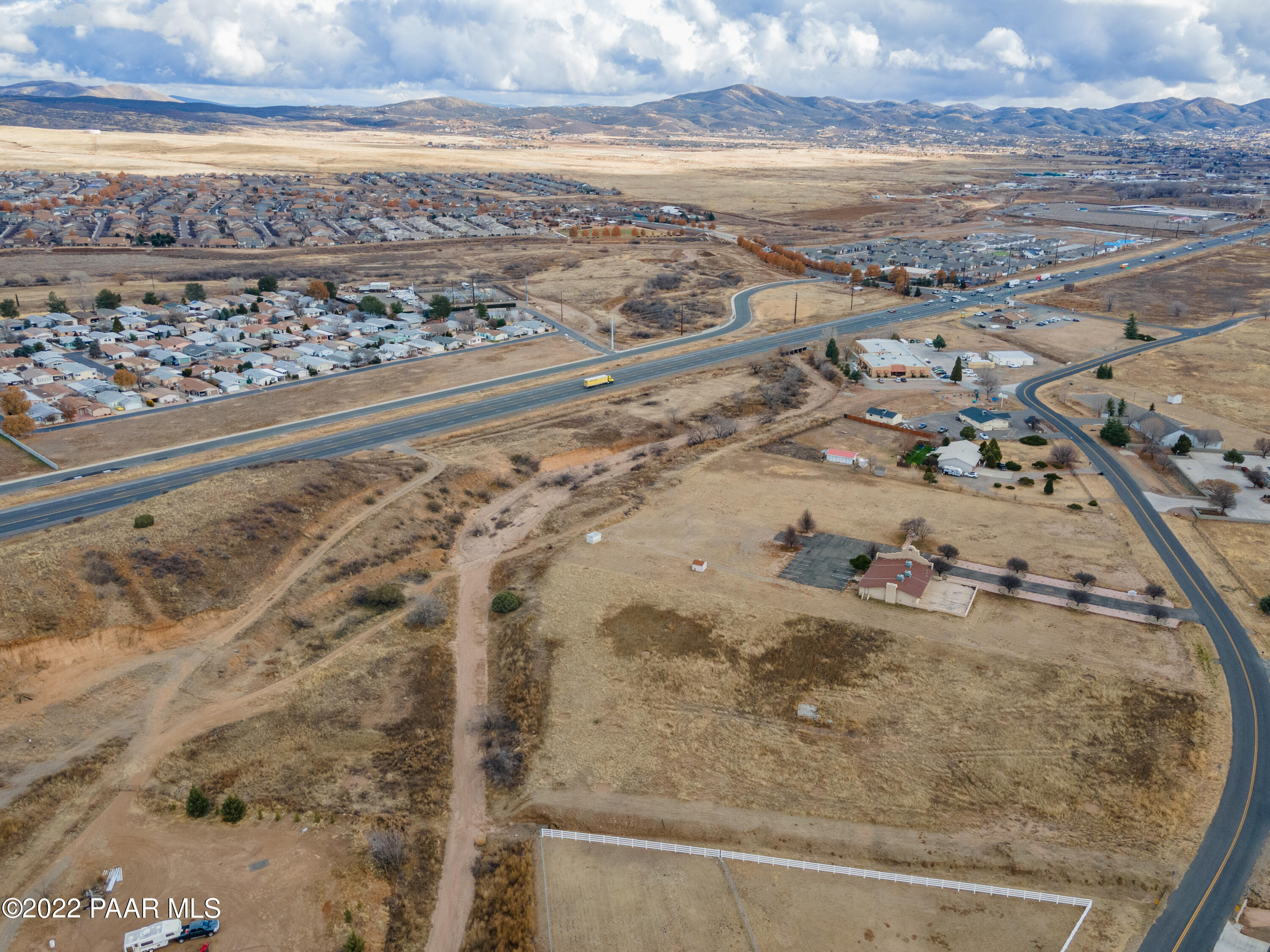 12026 East Turquoise Circle Dewey, AZ 86327 - Photo 3 of 29 a view of a sky from a terrace