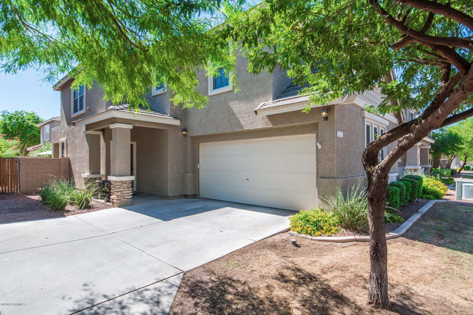 2341 East Fraktur Road Phoenix, AZ 85040 - Photo 2 of 36 Front view 2