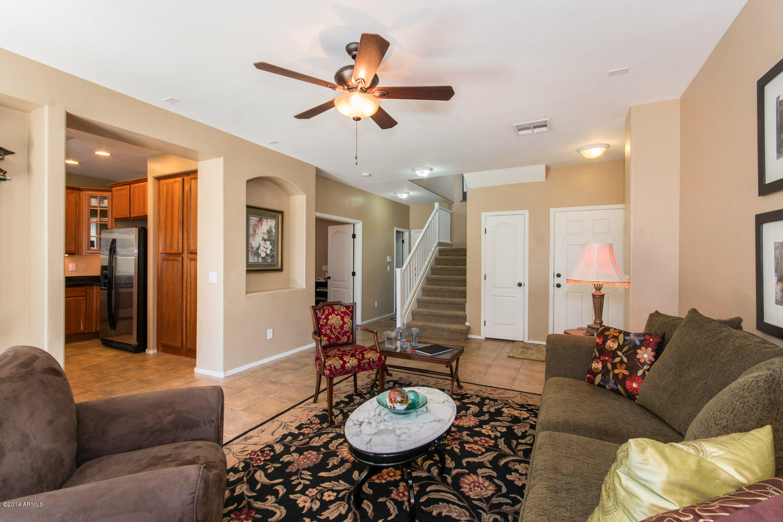 2341 East Fraktur Road Phoenix, AZ 85040 - Photo 5 of 36 Living room view 2