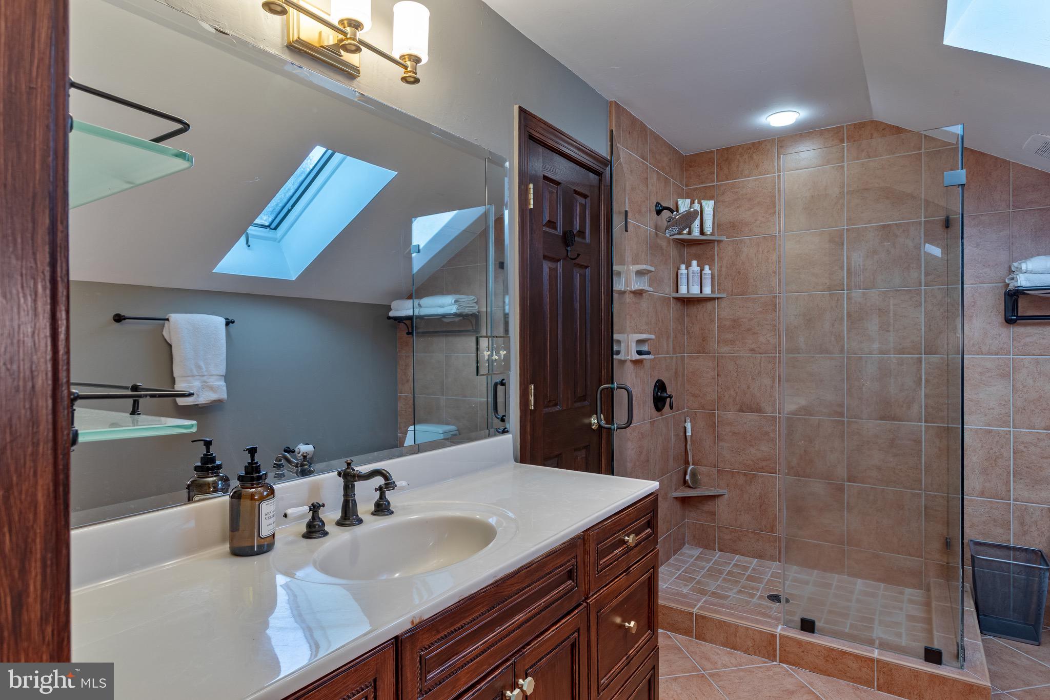 3924 Cobbler Mountain Road Delaplane, VA 20144 - Photo 38 of 77