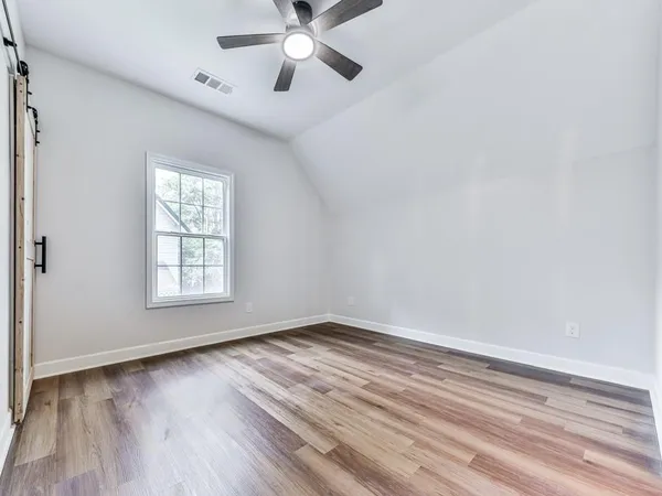 $209,900 | 6 Hillside Avenue, Lindale, GA 30147