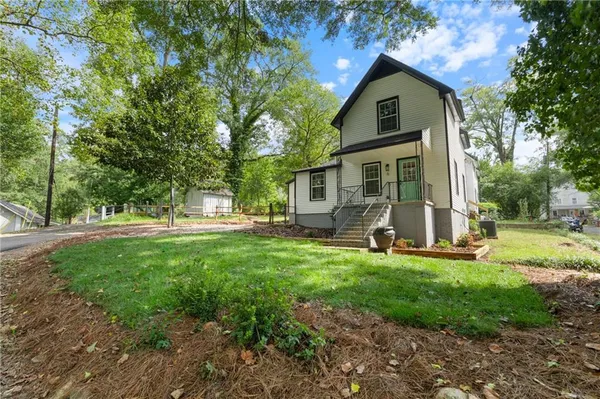 $209,900 | 6 Hillside Avenue, Lindale, GA 30147