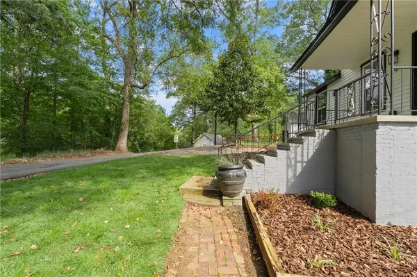 $209,900 | 6 Hillside Avenue, Lindale, GA 30147