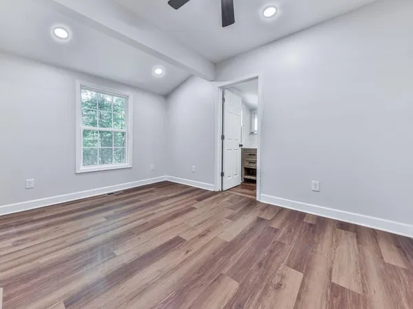 $209,900 | 6 Hillside Avenue, Lindale, GA 30147