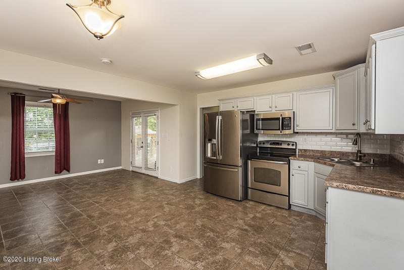 5005 Woodsend Road Louisville, KY 40229 - Photo 21 of 49 _DSC0069