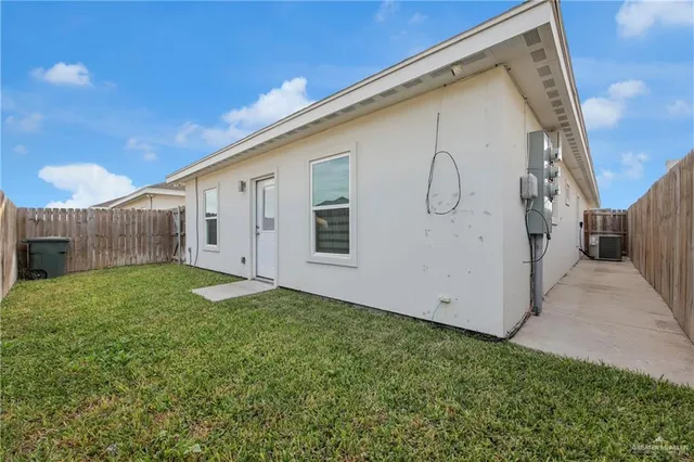 $1,350 | 1700 Angelina Drive, Unit 2, San Juan, TX 78589