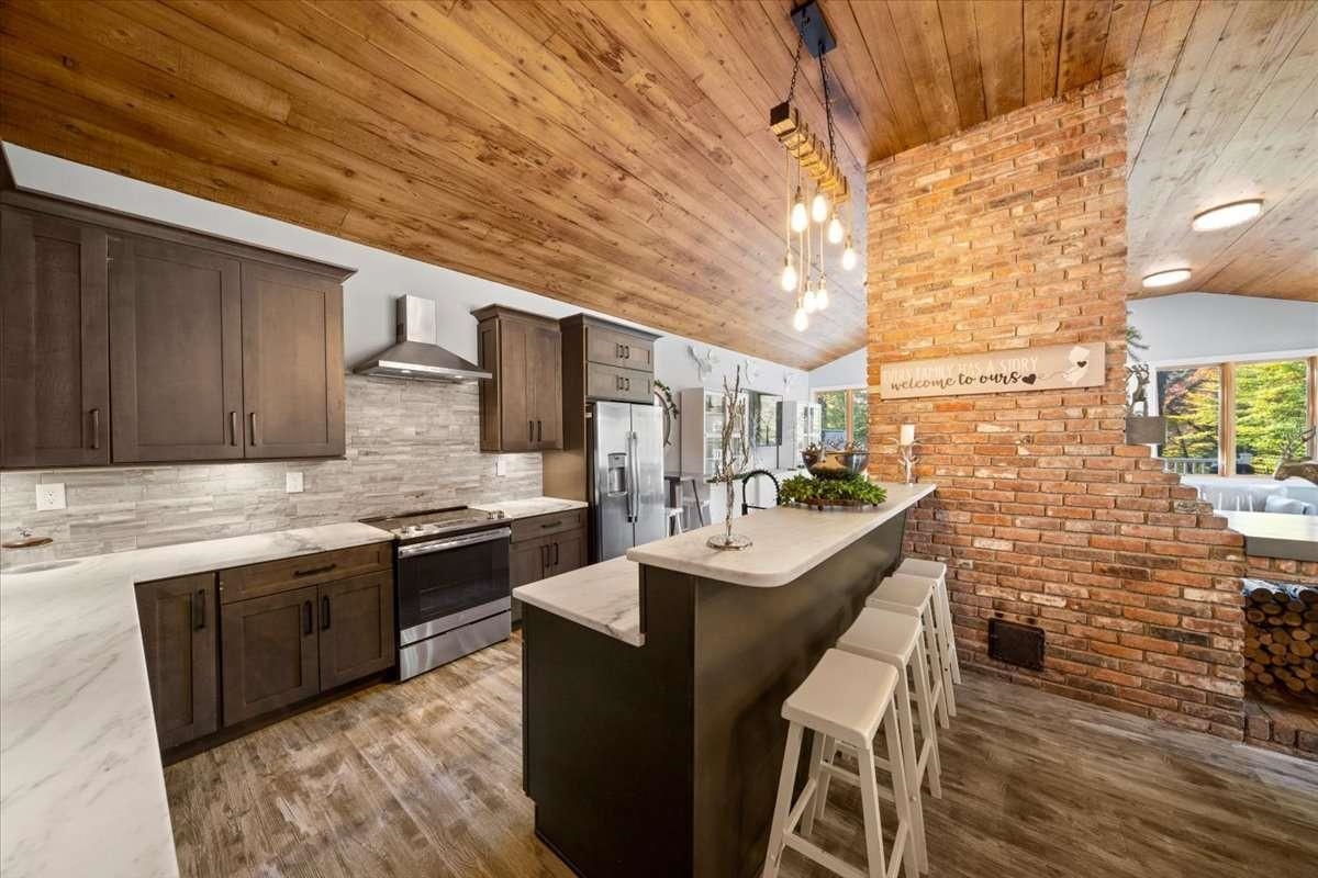 34 Mountain View Road Winhall, VT 05340 - Photo 12 of 37