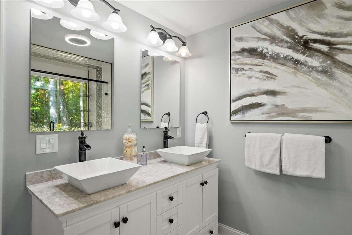 34 Mountain View Road Winhall, VT 05340 - Photo 19 of 37