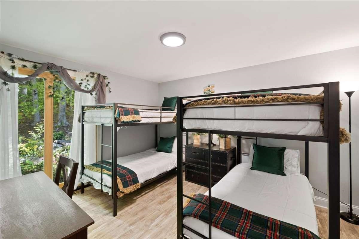 34 Mountain View Road Winhall, VT 05340 - Photo 26 of 37