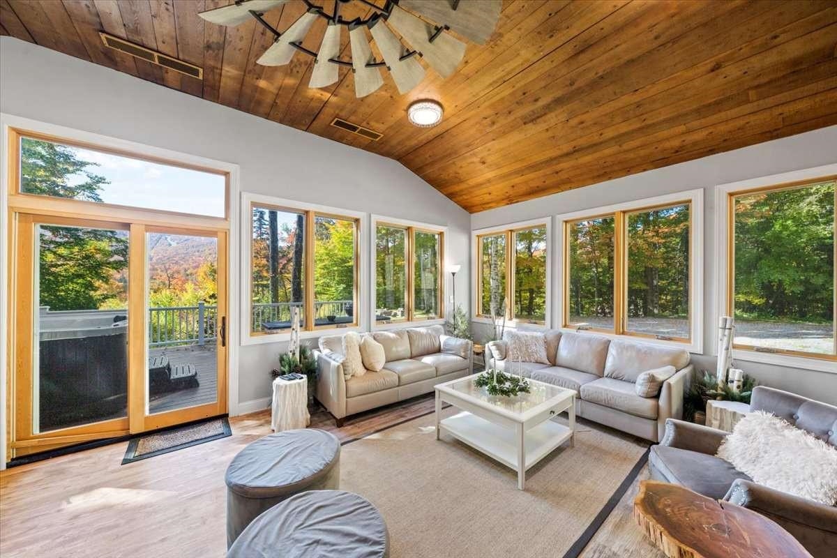 34 Mountain View Road Winhall, VT 05340 - Photo 10 of 37