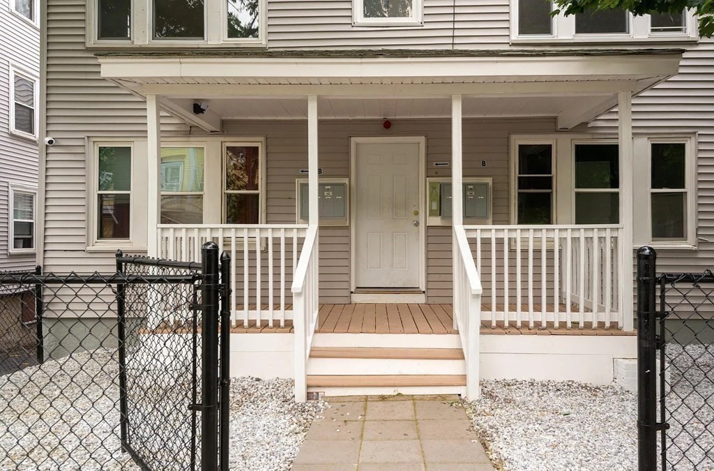 112 Adams Street, Unit 3R Boston, MA 02122 - Photo 11 of 14