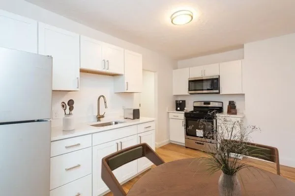 $2,700 | 112 Adams Street, Unit 3R, Boston, MA 02122