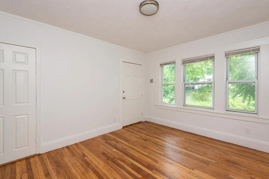 112 Adams Street, Unit 3R Boston, MA 02122 - Photo 9 of 14