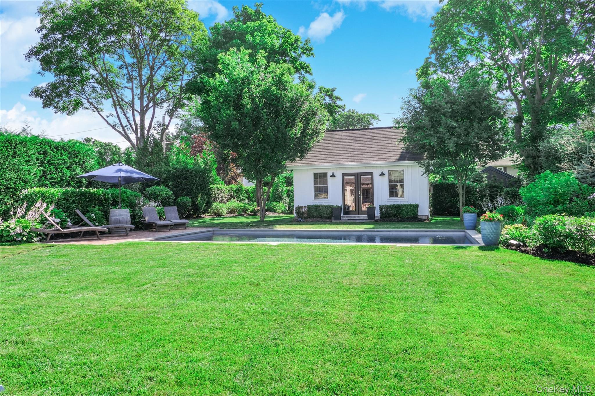 7 Country Club Road Bellport, NY 11713 - Photo 33 of 45