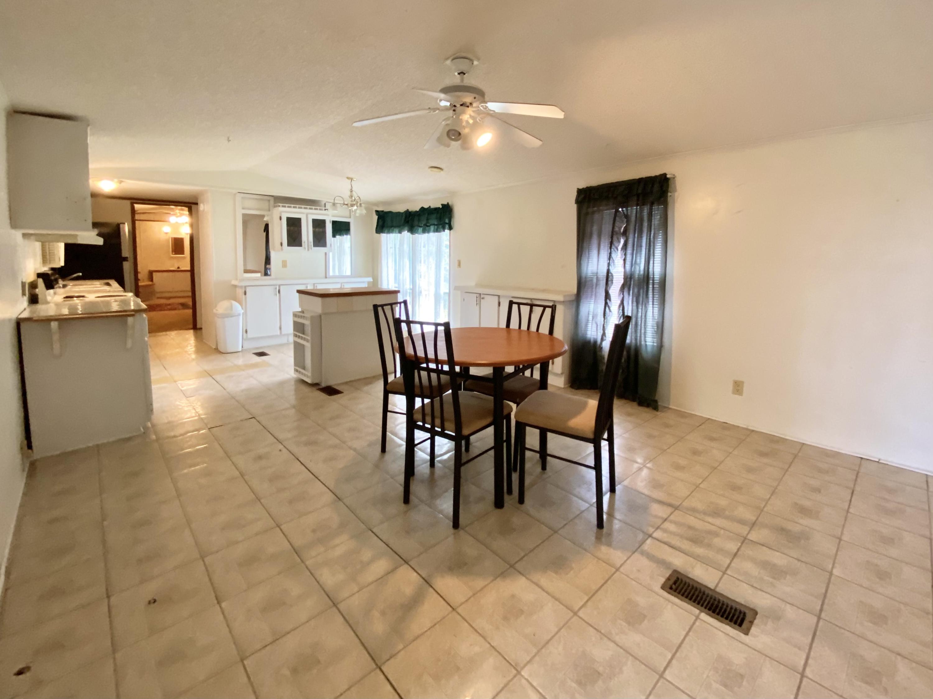 6986 Cameron Road Cameron, SC 29030 - Photo 6 of 15 9