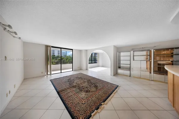 $2,825 | 600 Three Islands Boulevard, Unit 212, Hallandale Beach, FL 33009