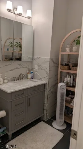 $2,700 | 312 Park Street, Unit 1, Westfield, NJ 07090