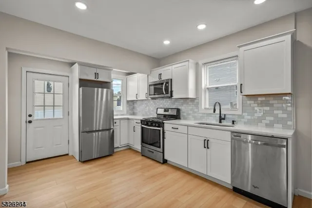 $2,700 | 312 Park Street, Unit 1, Westfield, NJ 07090