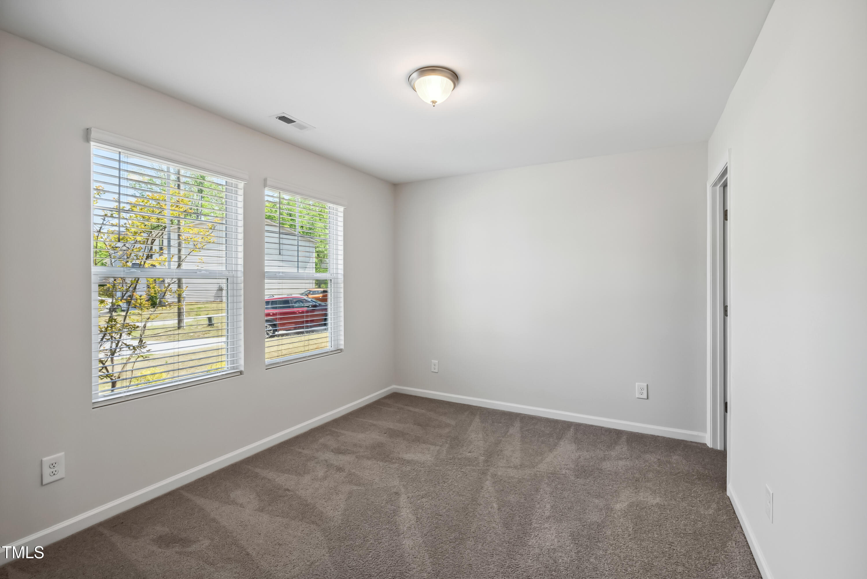 2800 Elsa Drive Raleigh, NC 27610 - Photo 18 of 50 19_dsc01156
