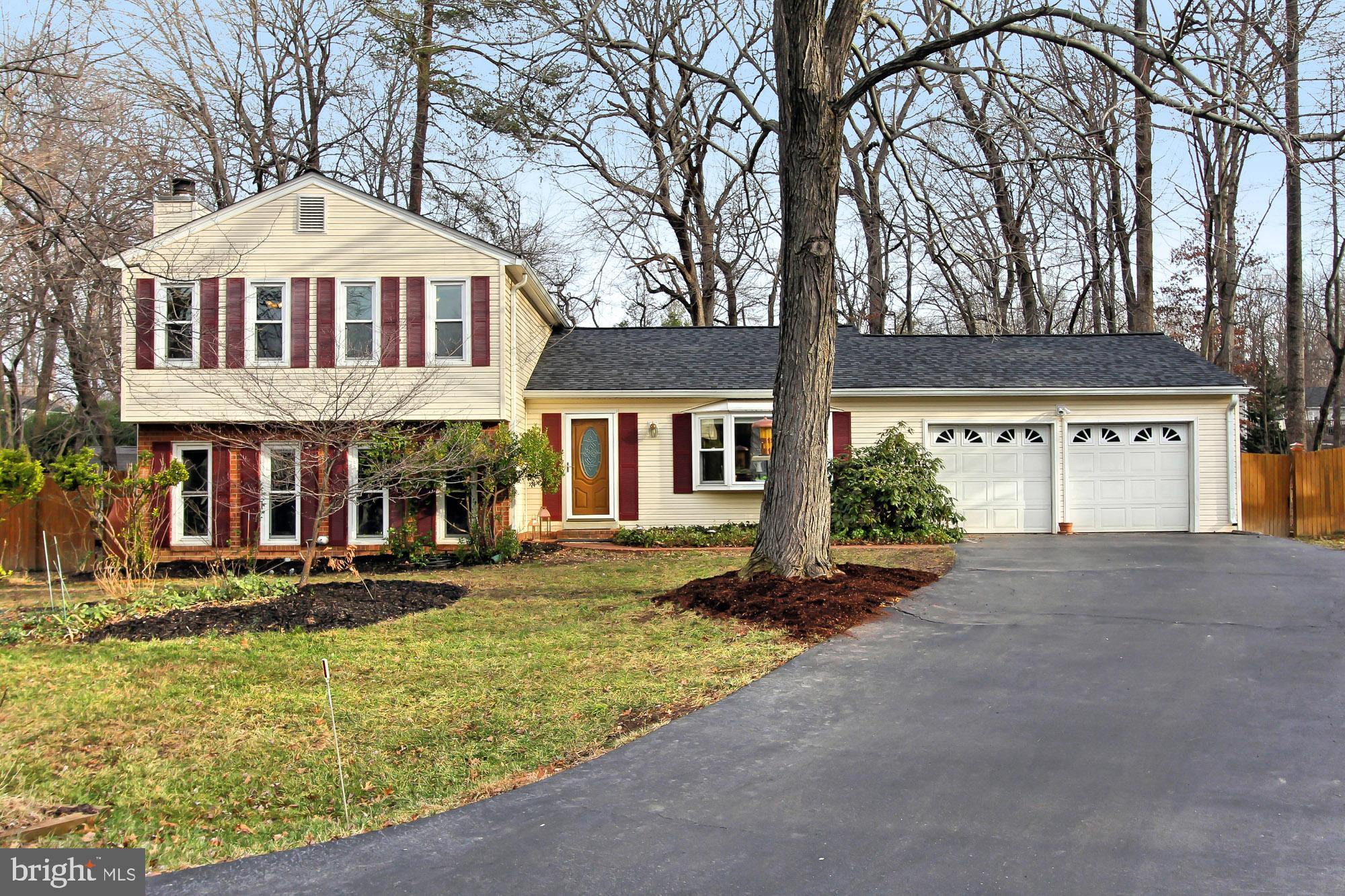 12302 Coleraine Court Reston, VA 20191 - Photo 1 of 35 Beautifully Updated 5 Bedrm Home on over 1/2 Acre