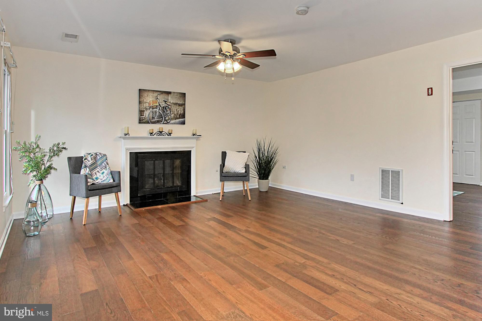 12302 Coleraine Court Reston, VA 20191 - Photo 22 of 35 Gallery Image 22
