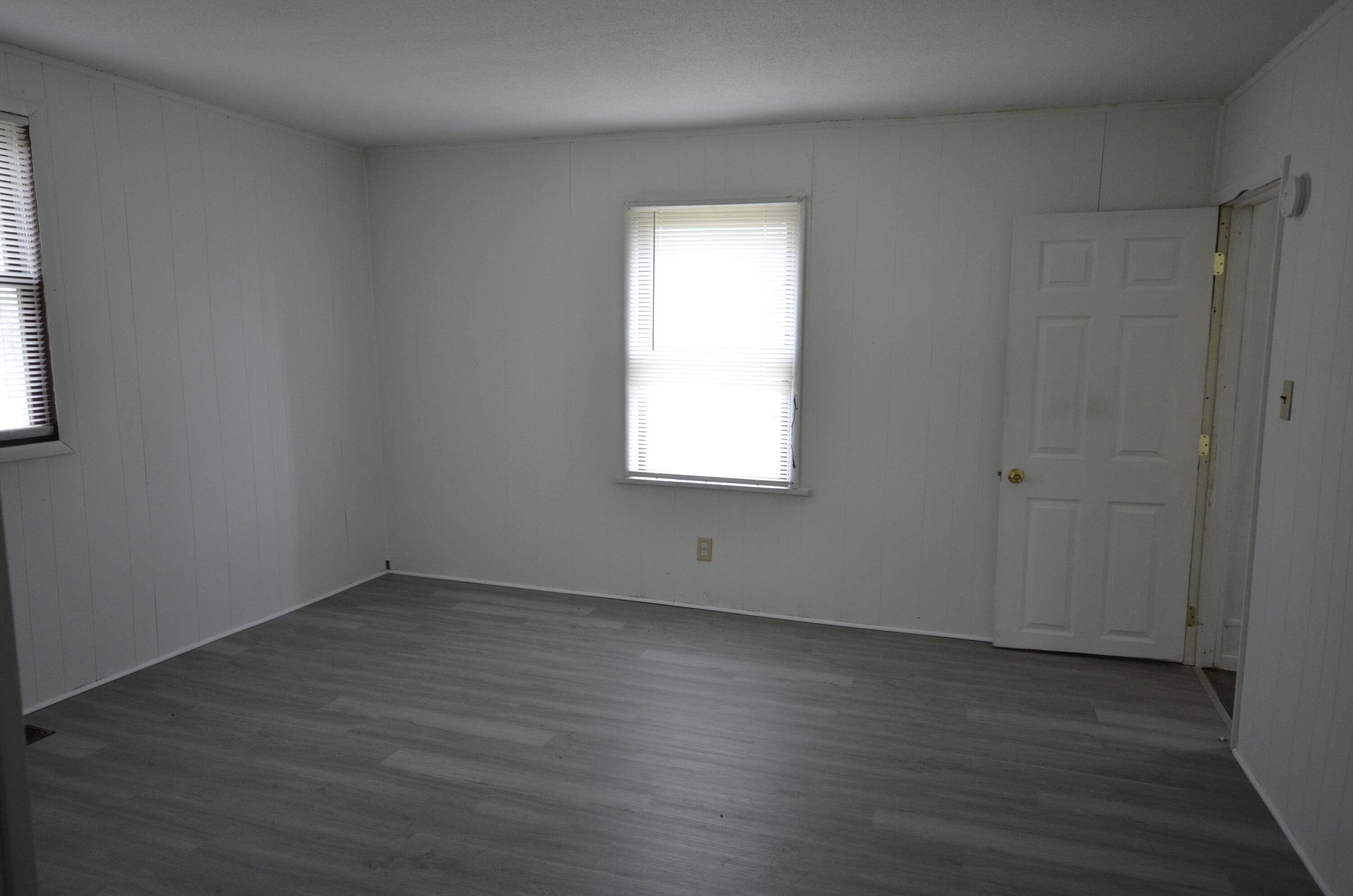 200 South Constantine Street Three Rivers, MI 49093 - Photo 4 of 16 _DSC0018