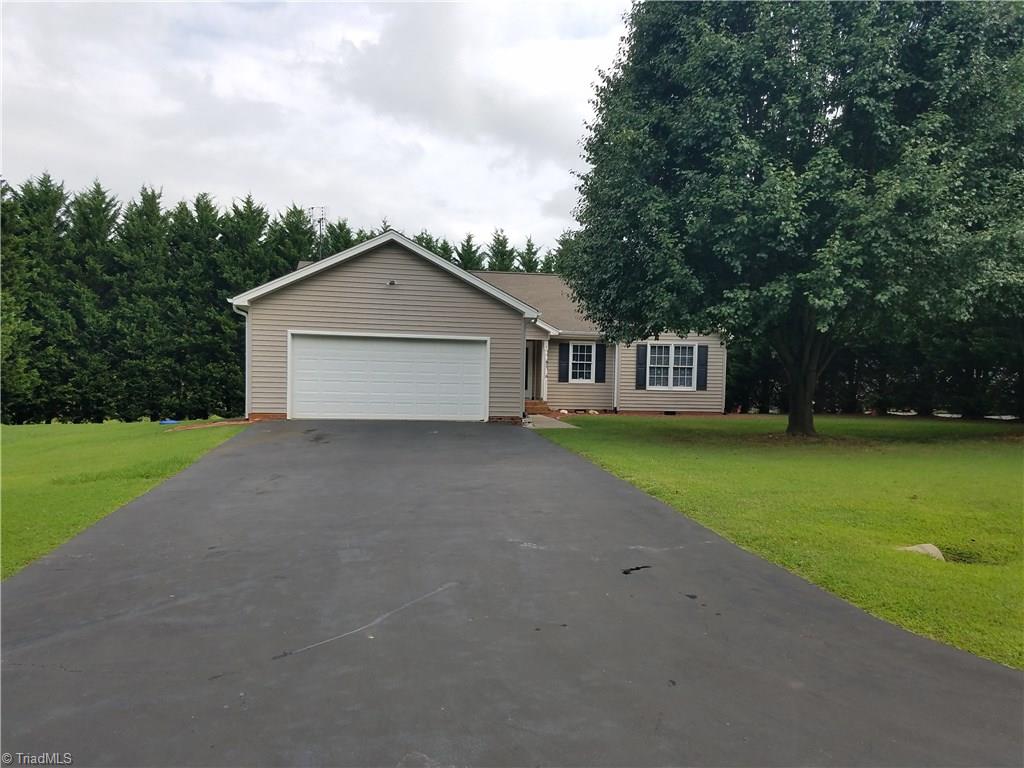 1022 Trinity Place Road Tobaccoville, NC 27050 - Photo 5 of 12