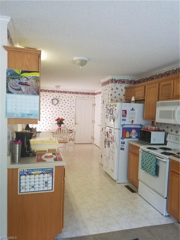 1022 Trinity Place Road Tobaccoville, NC 27050 - Photo 10 of 12